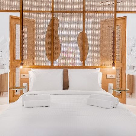 Faos Exclusive Suites Орнос Екстер'єр фото