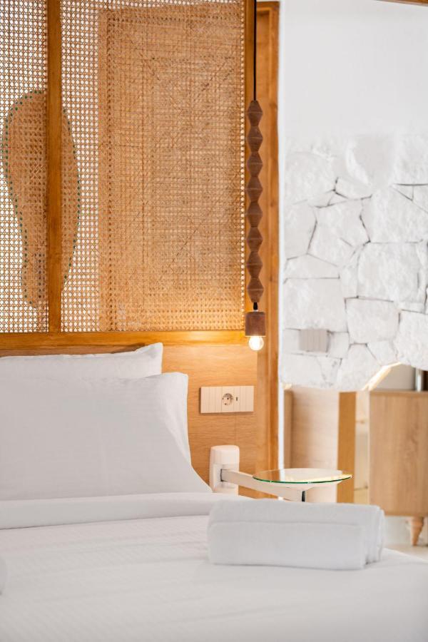 Faos Exclusive Suites Орнос Екстер'єр фото